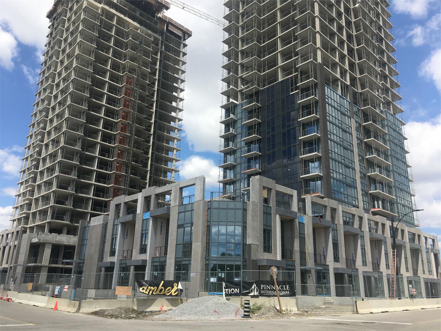 Amber Condos in Mississauga — rendering 7