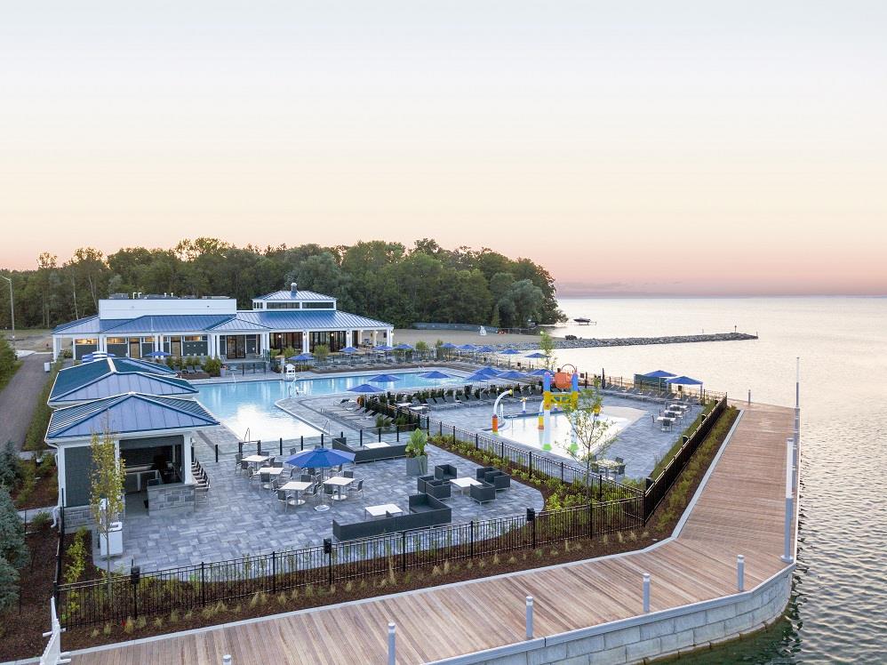 Friday Harbour Resort in Innisfil — rendering 12
