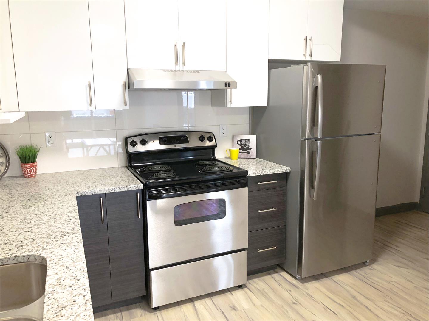 Sunview Suites in Waterloo — rendering 17