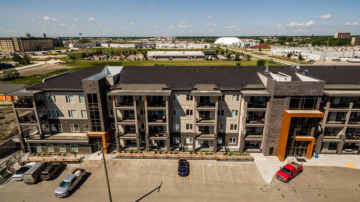 Murano Gardens of Linden Woods in Winnipeg — rendering 3