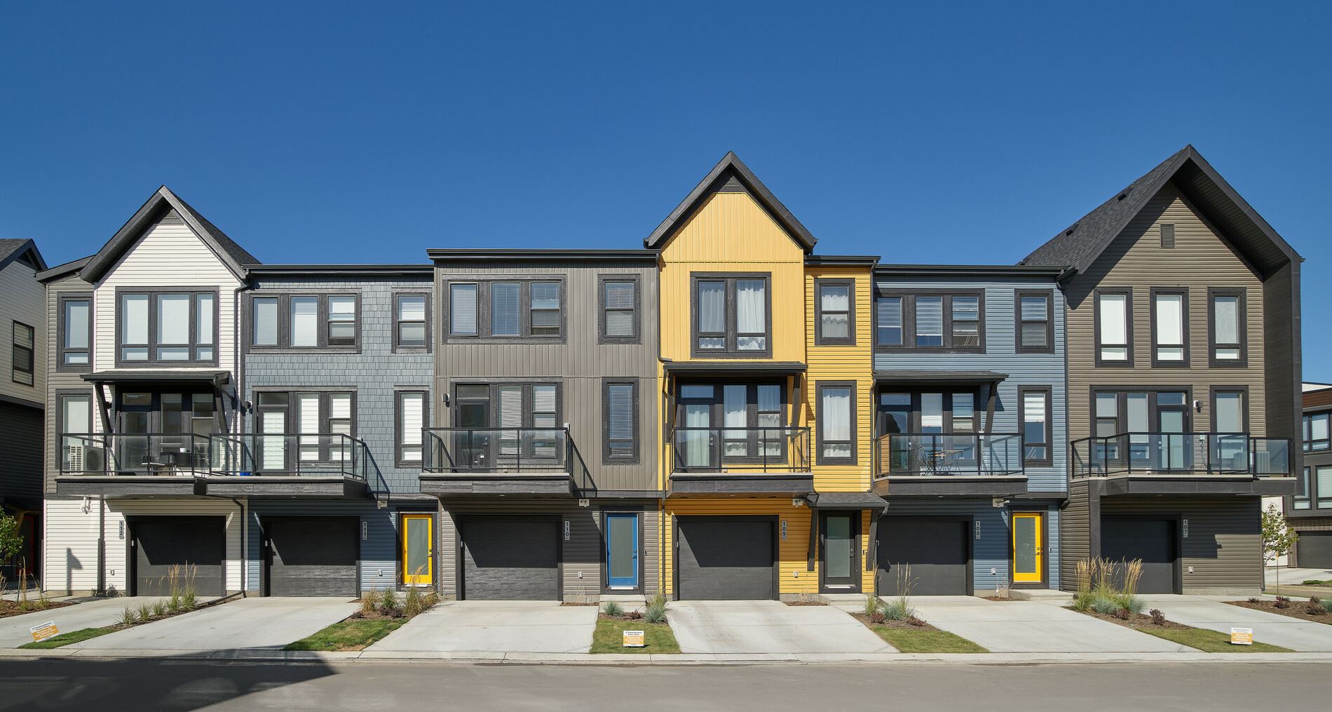 Pivot Rutherford in Edmonton — rendering 5