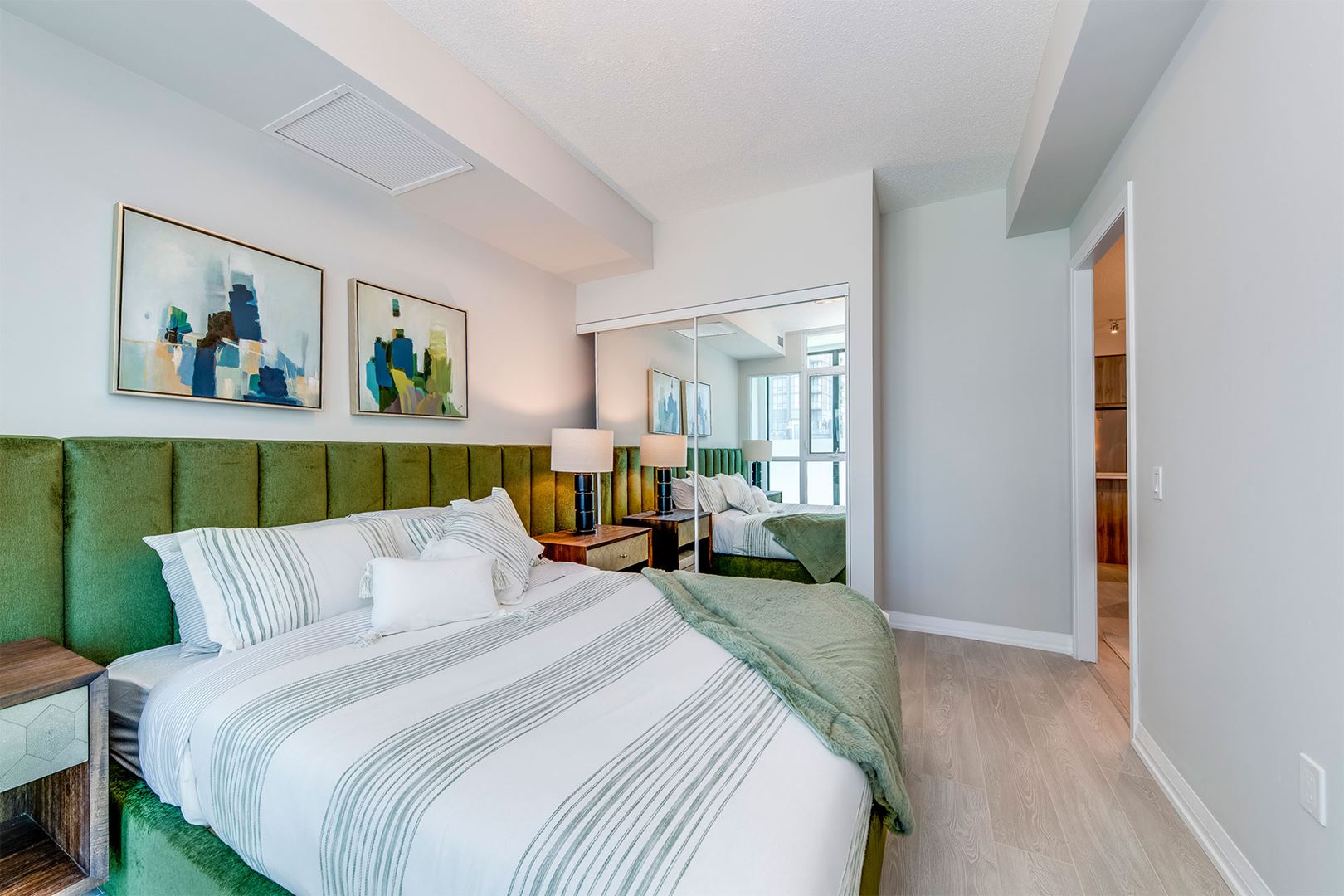 Gemma Condos in Mississauga — rendering 9