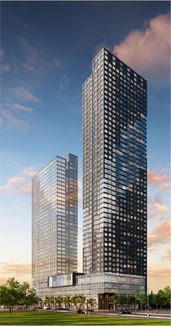 Condominiums at Square One District in Mississauga — rendering 4