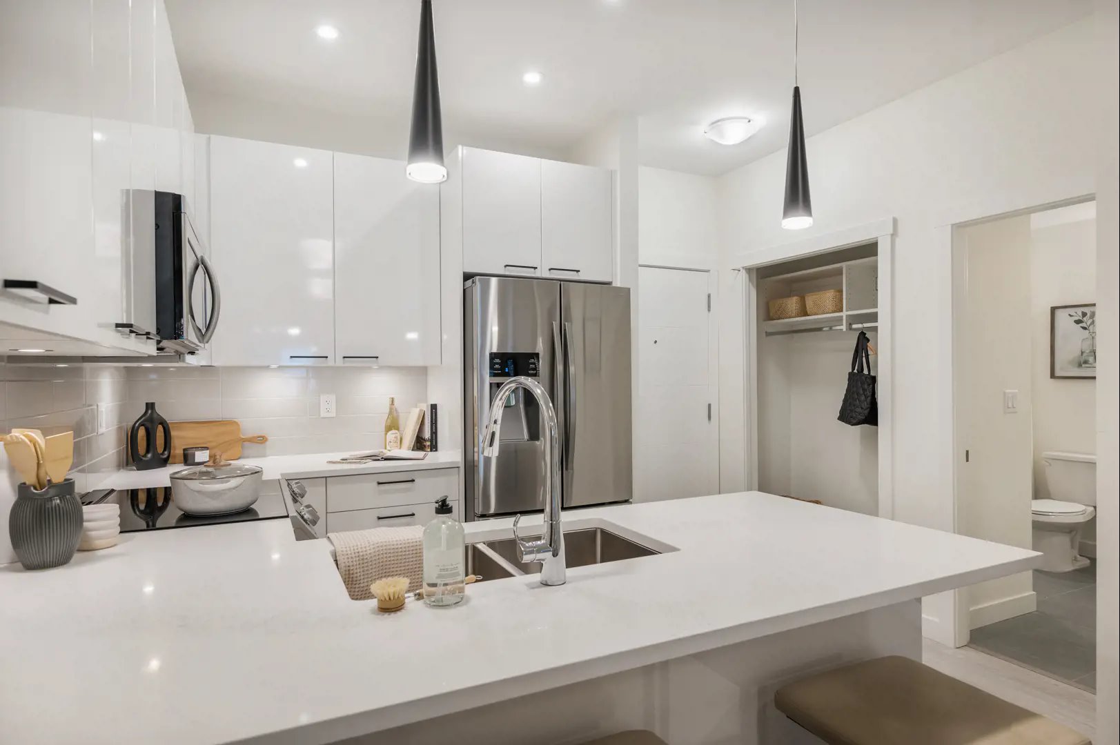 CANVAS on Brydon Crescent in Langley — rendering 14