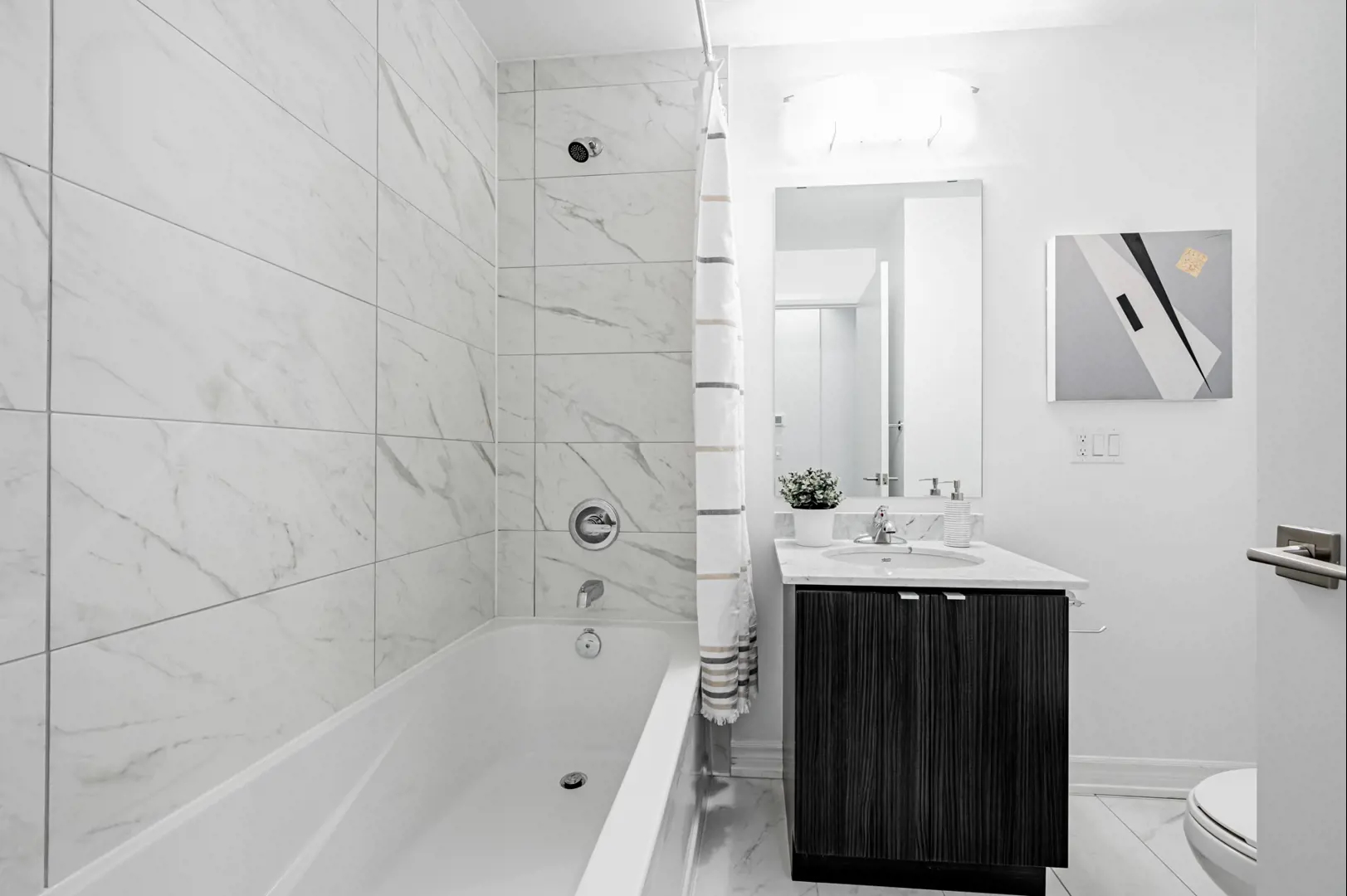 B-Line Condos in Toronto — rendering 19