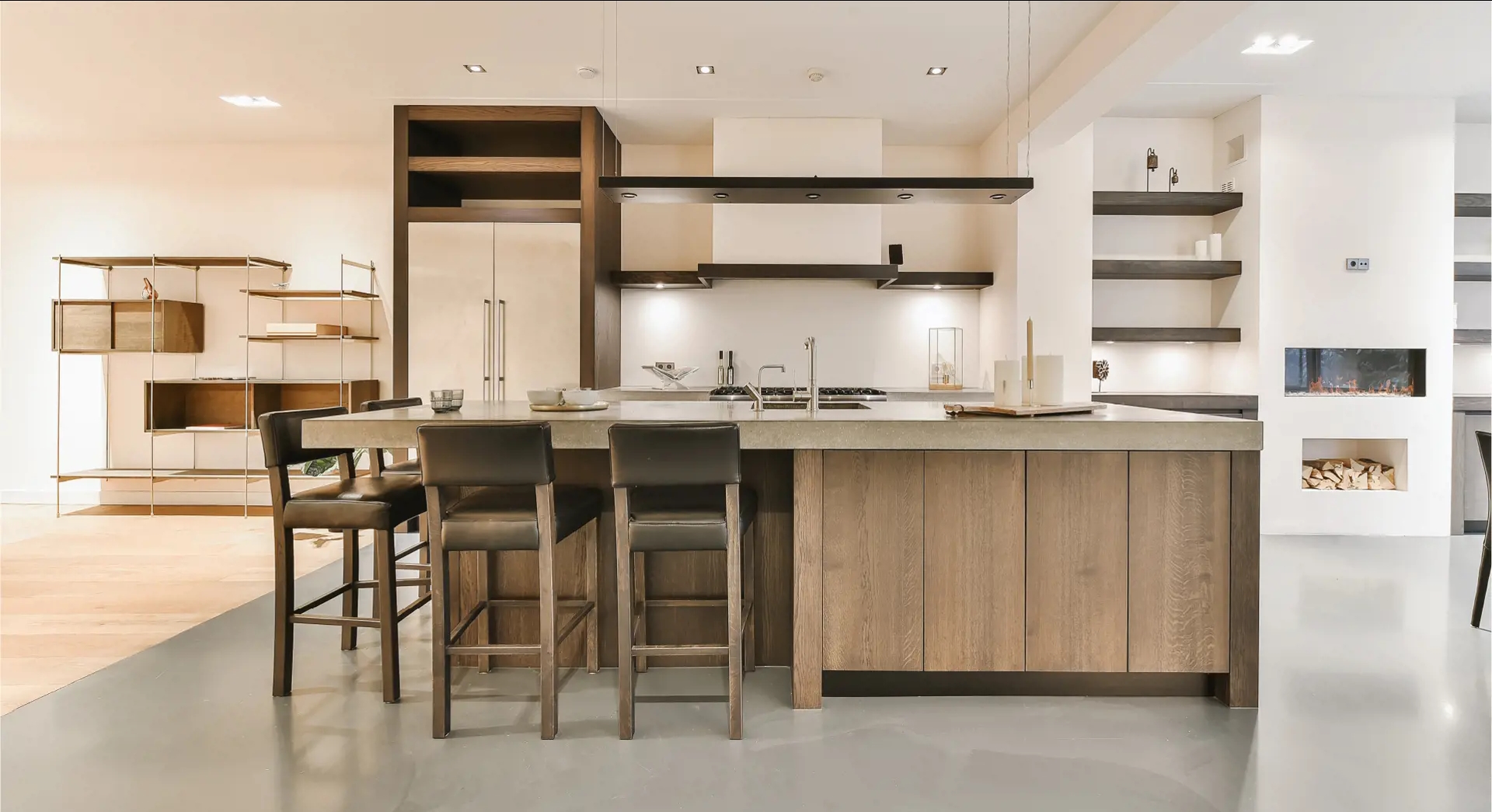 Reetu Urban in Ajax — rendering 4