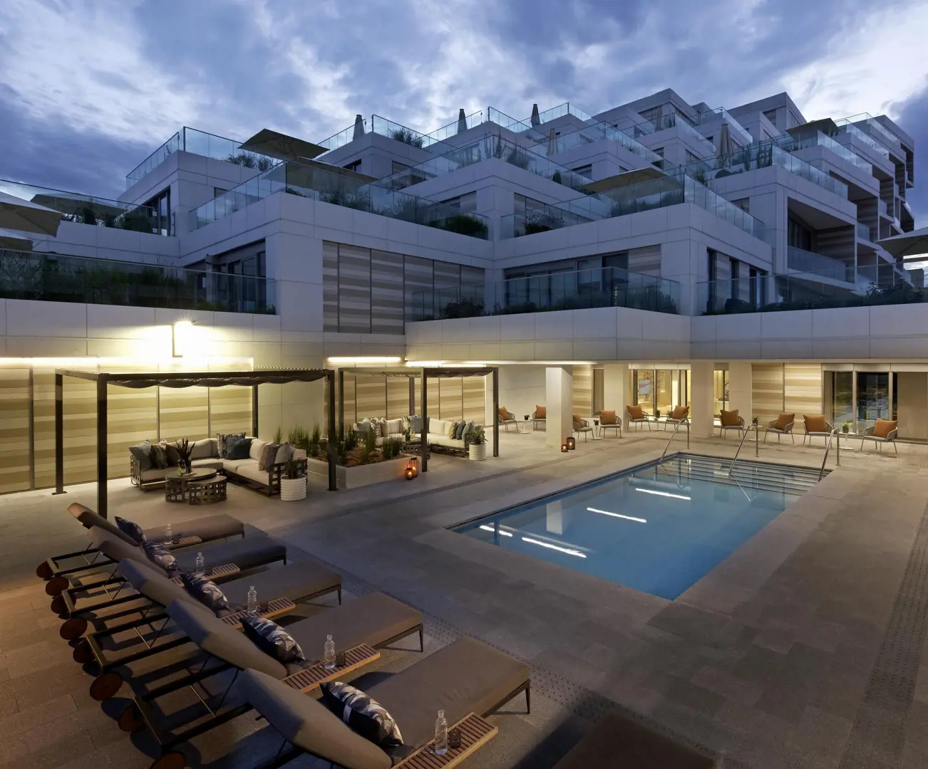 Aquabella Condos in Toronto — rendering 13
