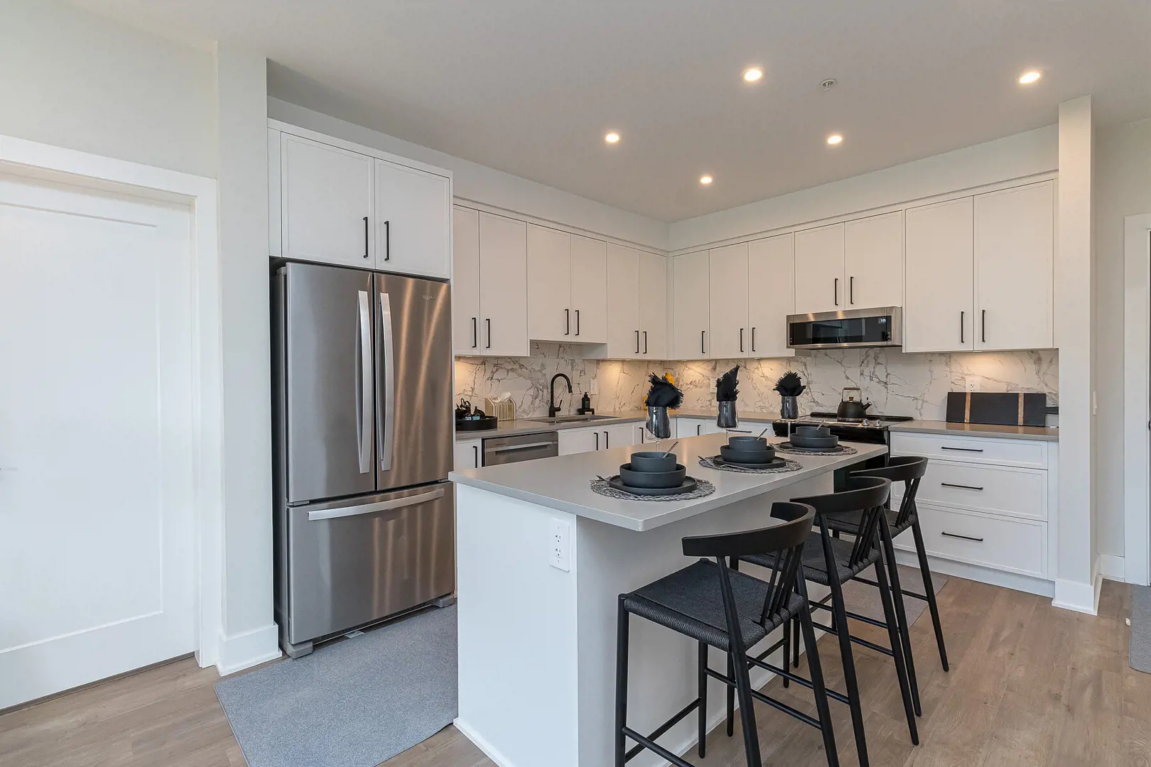 Trailside at the Lake in Victoria — rendering 11