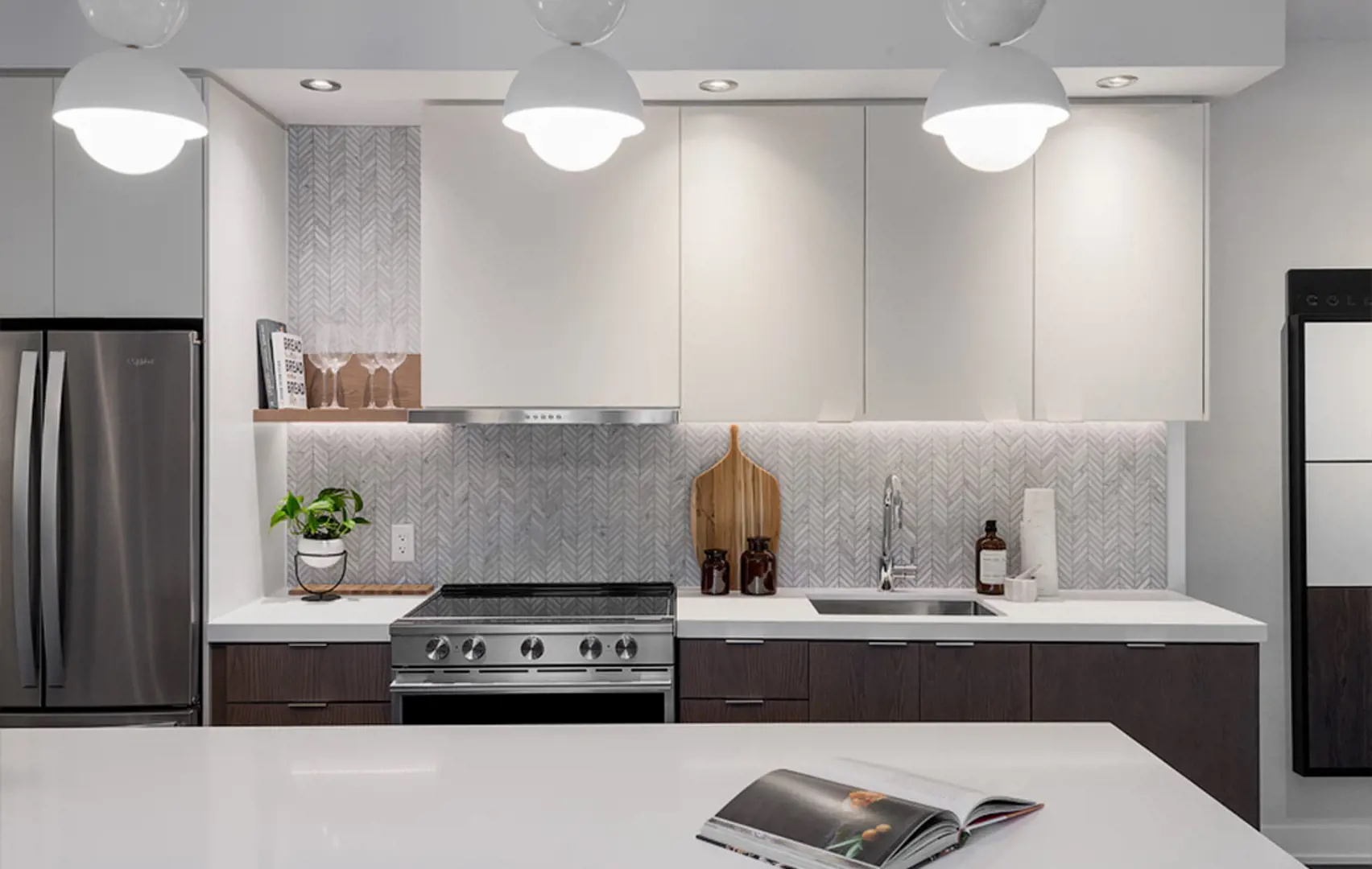 SXSW Tower 2 Condos (SXSW2) in Vaughan — rendering 12