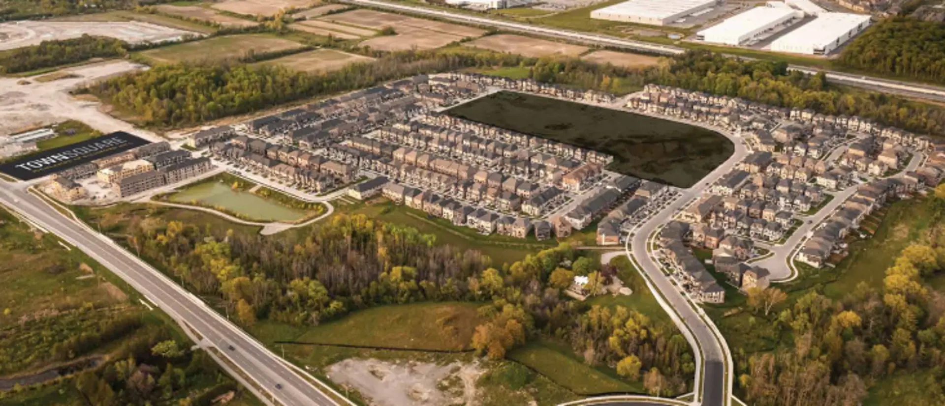 Townsquare Towns in Richmond Hill — rendering 8