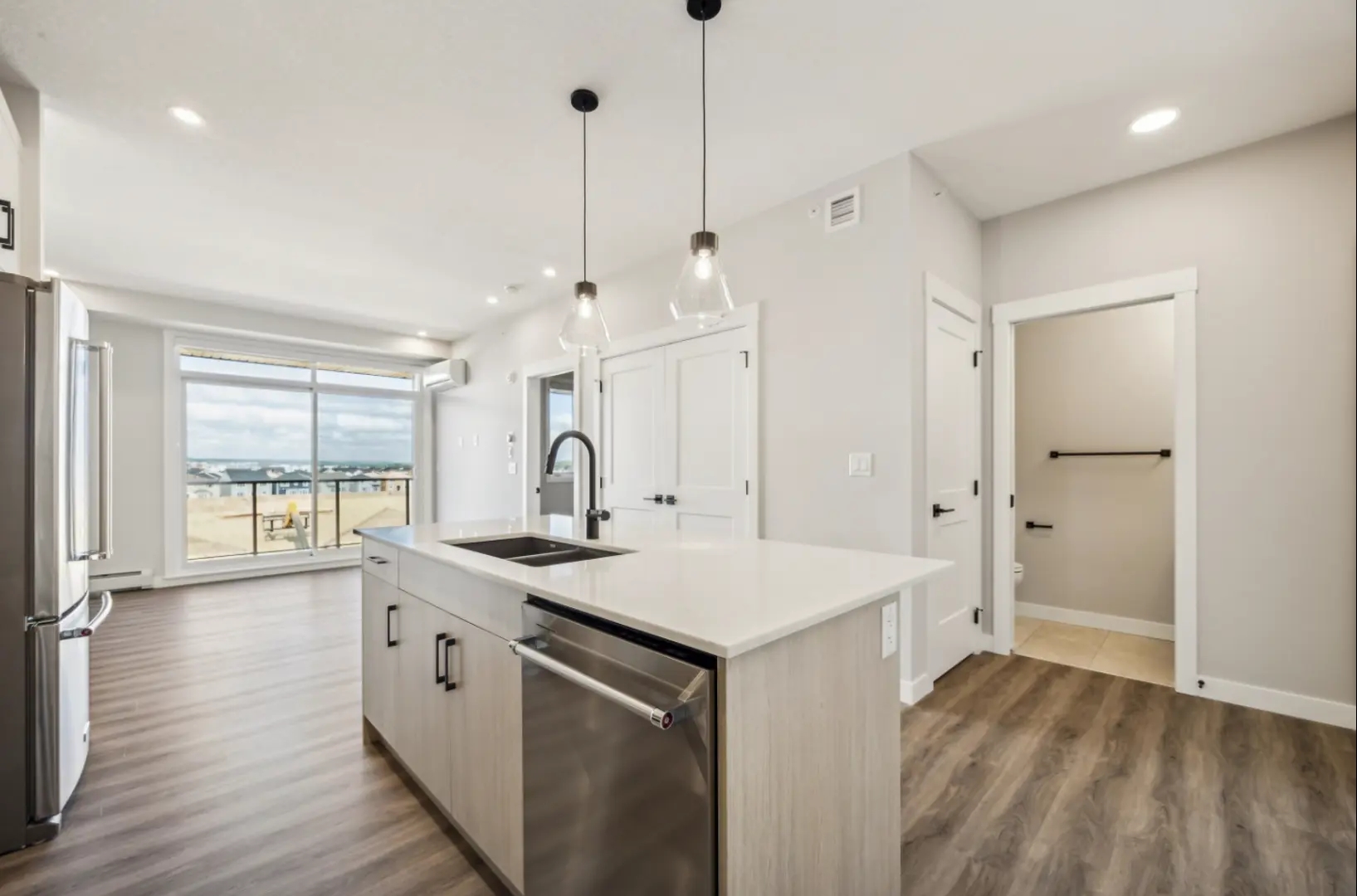 Waterside Mahogany – Courtyard North in Calgary — rendering 7