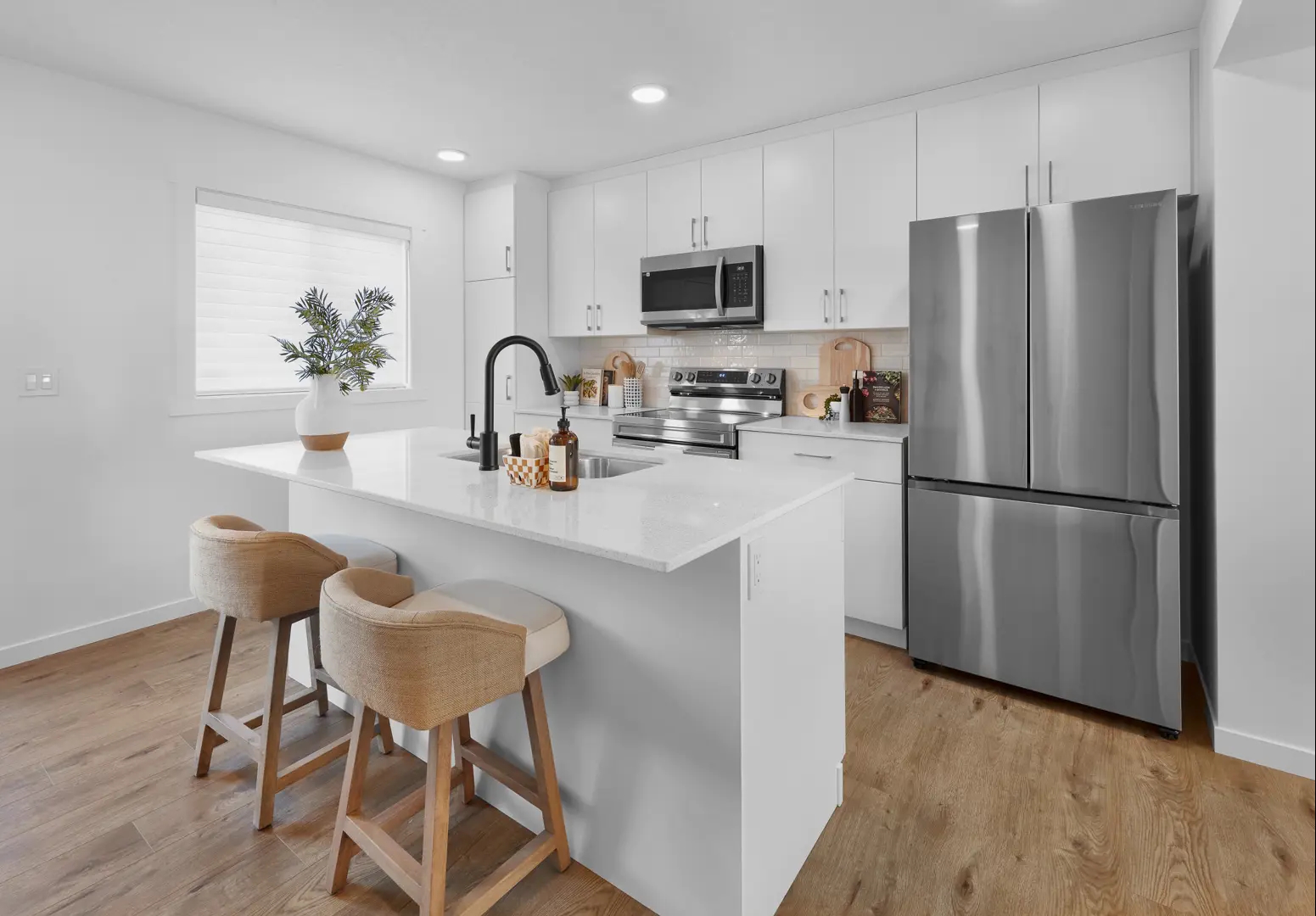 Cy Becker in Edmonton — rendering 11