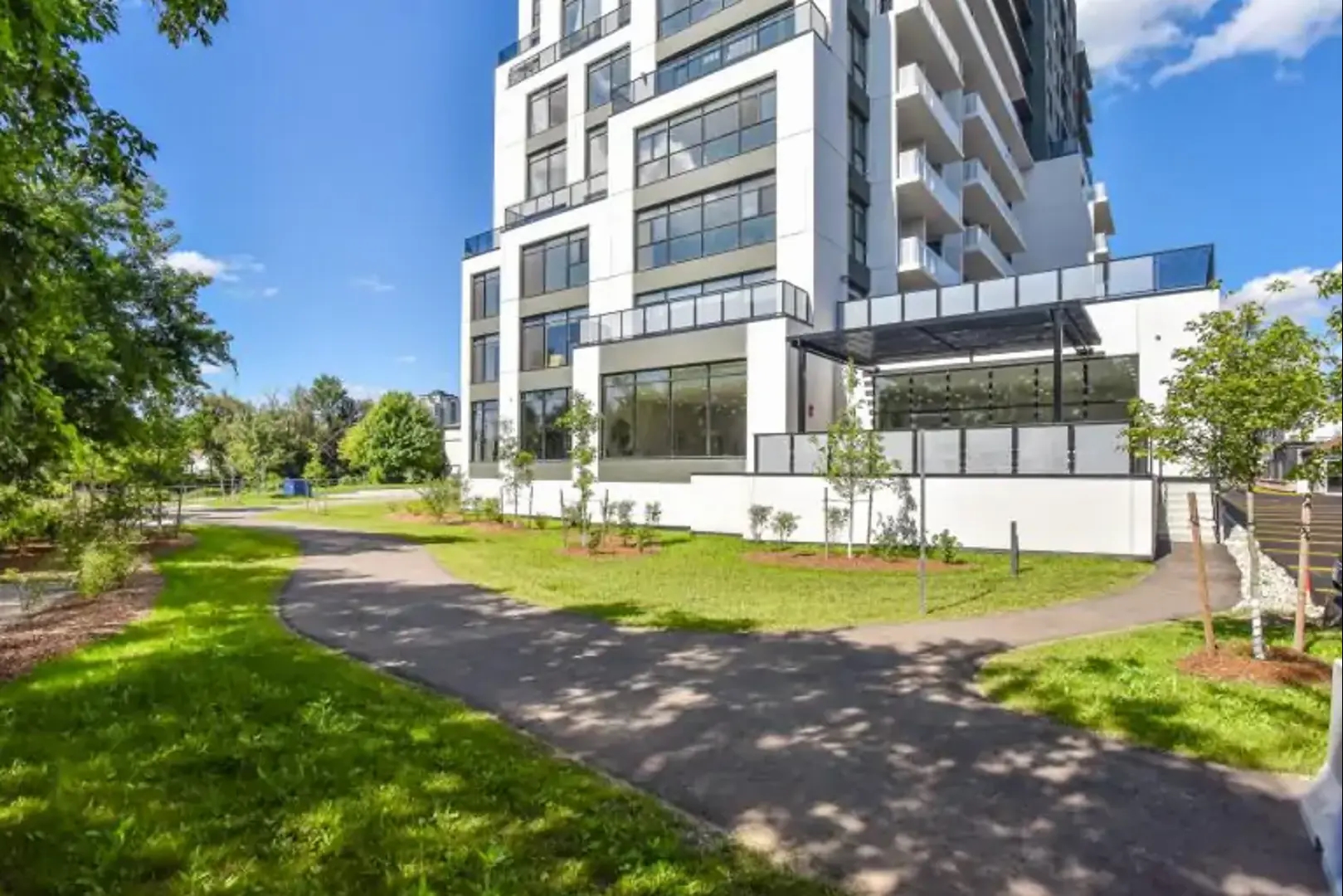 Edgewater Condos in Guelph — rendering 4