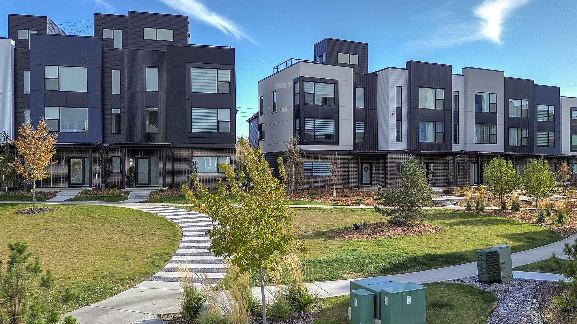 Midtown Towns (Midtown District) — St. Albert